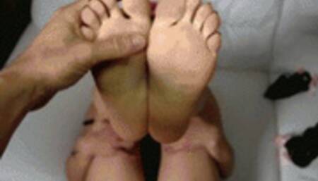 YOUNG ALICE FOOTJOB - FULL HD