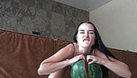 Mega watermelon in me! (1920x1080 HD) WMV