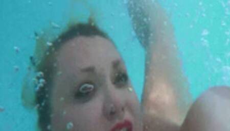 A stranger in my house (part 2) SD MP4(480*360)HD