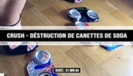 Crush Destruction de canettes de soda 4K