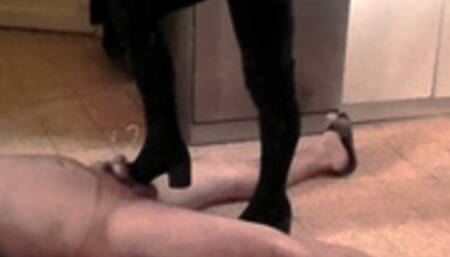 I confirm ! Our neighbor is not a beginner !