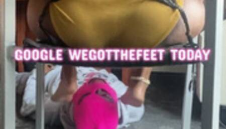 LOOK AT MY BUTT WHILE I SMOTHER THIS LOSER