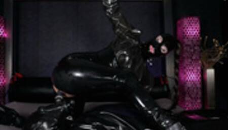 Cristal Kinky rubber doll teasing rubber sub