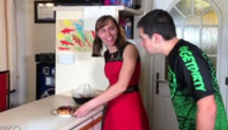 Chocolate Muff-in with Cream (HD)