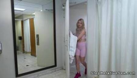 Blonde stepsis is fucked in girls locker room