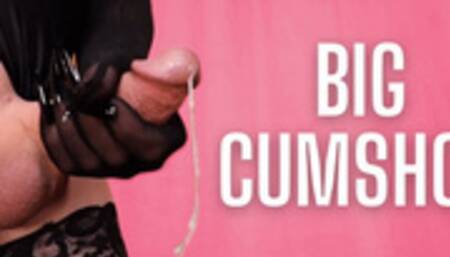 Hot Crossdresser Shoots Big Cumshot