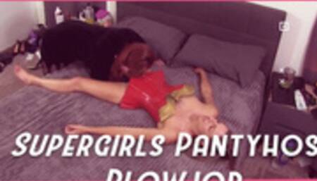 WonderWomans Pantyhose Blowjob