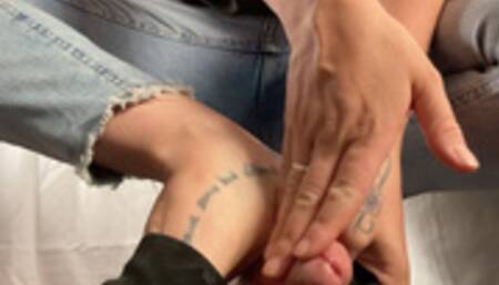 A Summer Shoejob -Shoejob, CBT , Handjob and inshoe cockcrush in beautiful and well worn Espandrellas - cumplosion - multi - HD