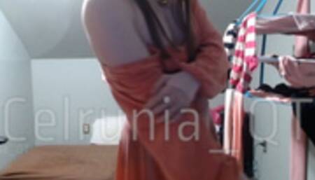 Femboy does lewd widdle dance!