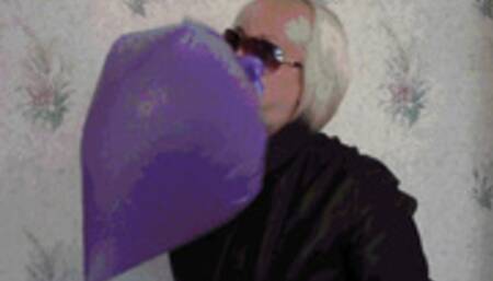 Leather clothes and clapping bags lead to excitement