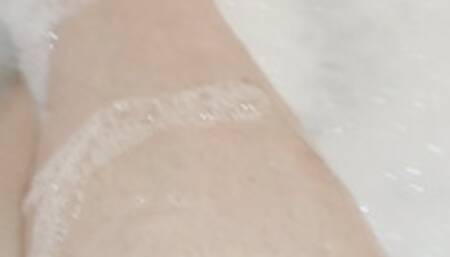 Tempest flexing in bubbles