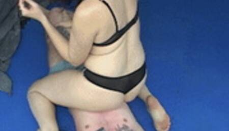 Amazon Rivers powerful crushing legs-SD WMV