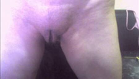 solo pee and playing 100