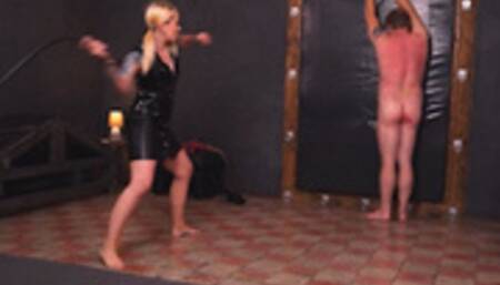 Ashtray whipped FHD MP4