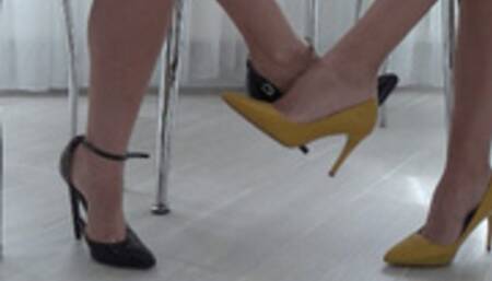 Flirting beautiful legs in shoes 2FS b