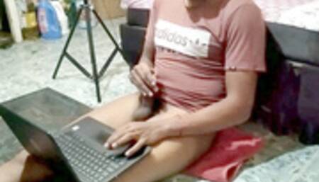 l masturbate very well while watch porn on the computer