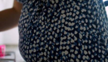 Eating until I look pregnant f