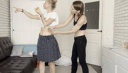 she always gets turned on by my navel (blo be)