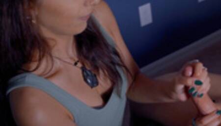 Knee Jerk Reaction - 1080 mp4