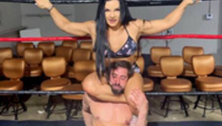 Hungarian Huntress - Queen of the Ring