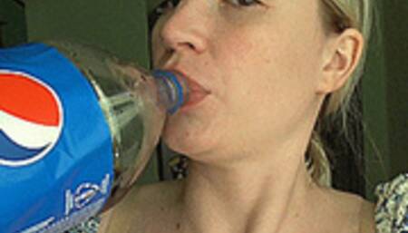 I LIKE TO EAT UKRAINIAN DUMPLINGS!MP4