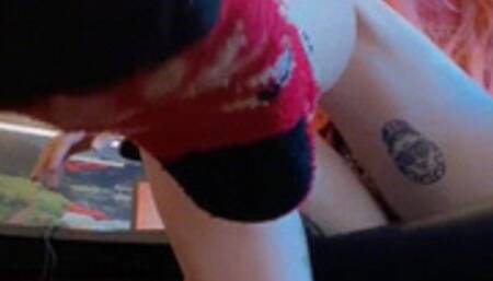 Sweaty Fluffy Socks Make You Twitch