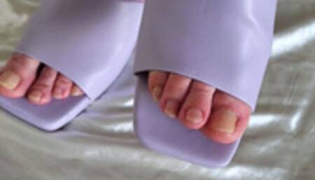 Mule Toes & Dangle (mkv)