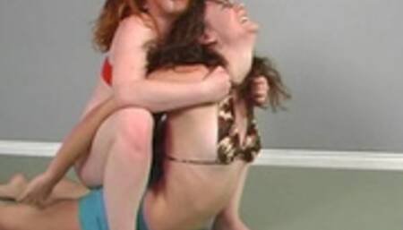 LF178 - IS THIS YOU TRYING? - Sonia vs Pixie 960WMV