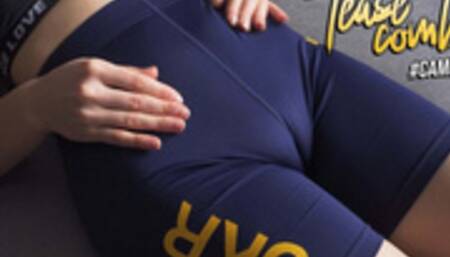 Latina In Yoga Shorts Teases Her Big Camel Toe