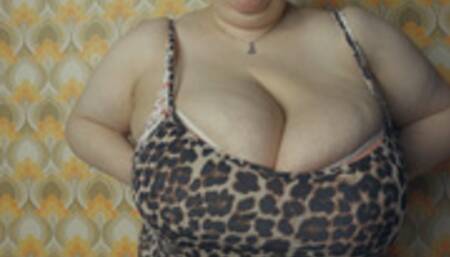 Sunniva Lind cheetah top #53