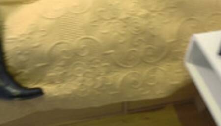 NYLON & TAPE MUMMIFICATION WITH NAOMI ROUGE