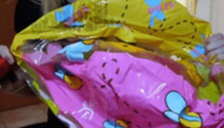 Anastasia caught Lari