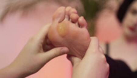 Massage the callused feet of a dance teacher (720p)