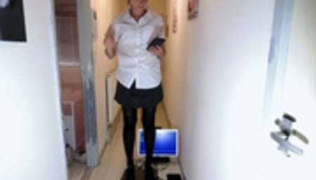 PC Computer Tower & Head Trample 18 (4K)