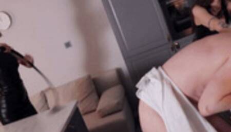 Dishwashing training for our house servant (Lady Perse & Mistress Mavka) [720p]