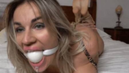 Bound In the Bedroom: Pamela Strong and Jackson Kohl (HD)