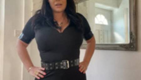 Dirty cop searches bedroom