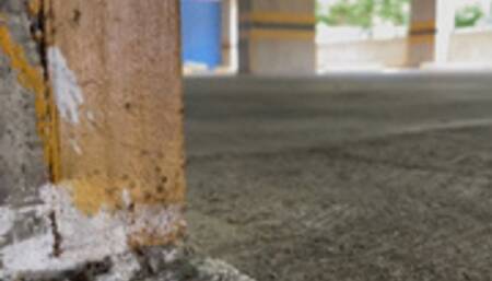 Milah Arches walking on sexy ellie heels