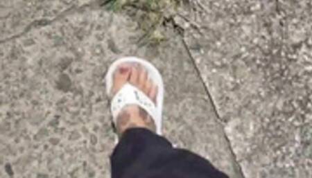 Giantess Lola walks in flip flops tepping on and Crushing random things in her way Toe Wiggling Foot fetish walking cam avi