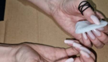 Nail polish cleaning, see long nails