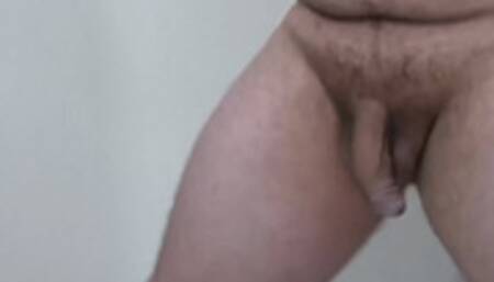 BALBUSTRING AND SCROTUOM SMASHING OF MALS SLAVE SFS BY RASVE GIRL AND CLEO