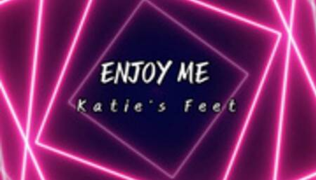 Watch (and listen!) as I give this dildo a sloppy wet blowjob