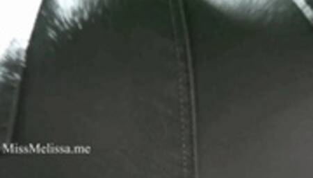 Face Bouncing In Green Denim -HD