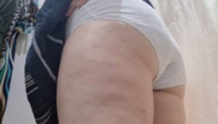 White panties hairy pussy farts in the dressing room of the store 1080HD