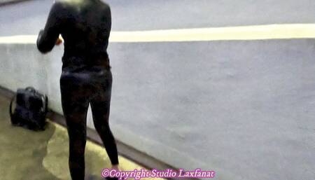 Latex Girl Arrives to the Airport and walk the down the shopping plaza MacDonalds and masturbates outside with rubber vibrator in public P4