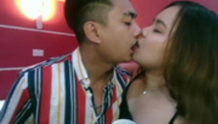 I cannot Handle Derek Yu's Kiss - Podcast (Different kinds of kiss)