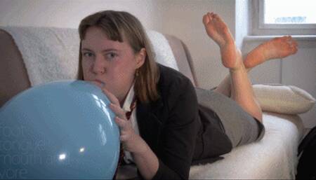 Barefoot Schoolgirl: 5 Sit-To-Pops and 1 Big Accidental Blow-To-Pop