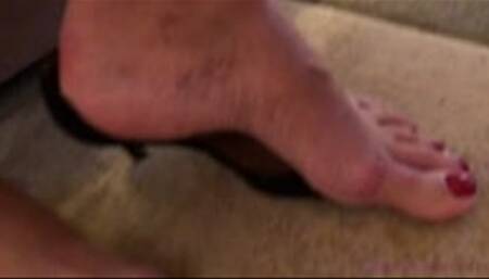 Marina giant size 15 feet (46 EU) against small shoes