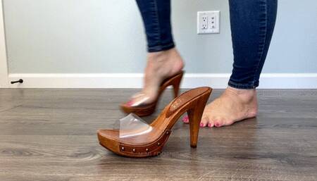 Walking & Modeling Kiara Mules