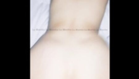 Me cojo de perrito a mi novia de 19 añitos.